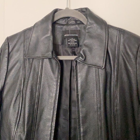 Leather Jacket - Picture 2 of 3